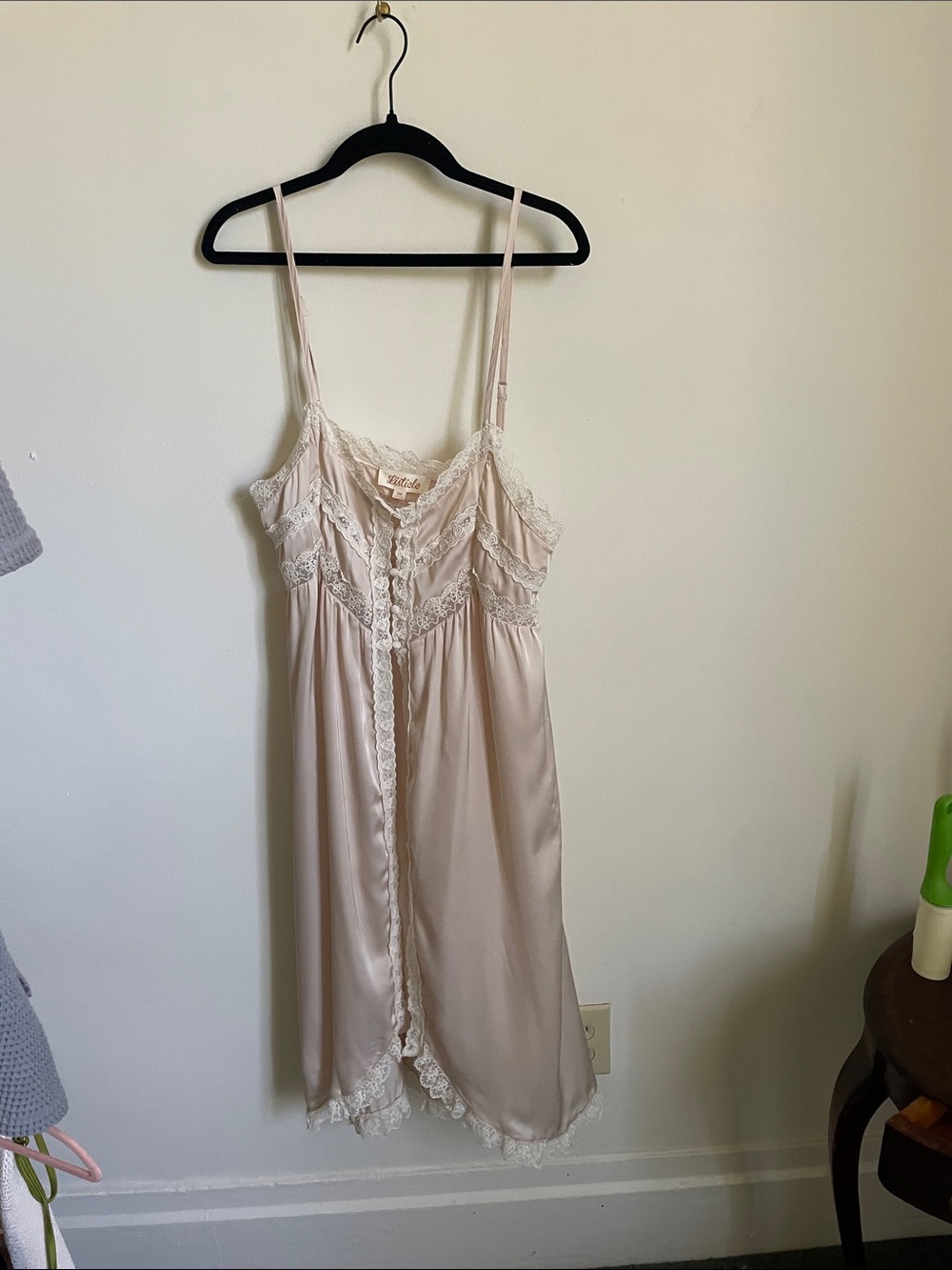 Listicle Blush Lace-Trim Satin Chemise